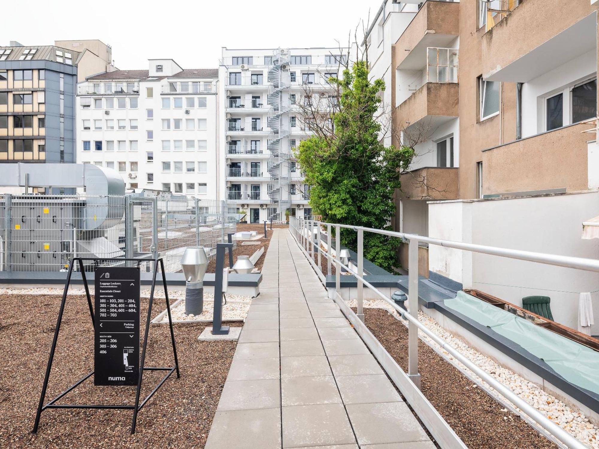 Numa I Leo Apartments Dusseldorf Exterior photo